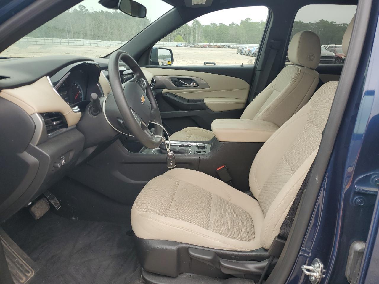 2023 Chevrolet Traverse Ls - Фото 7