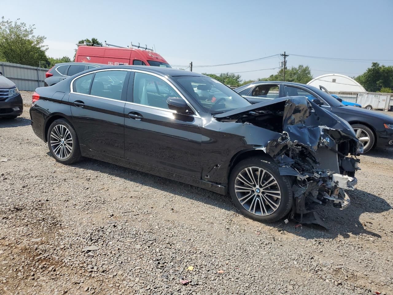2019 BMW 530 Xi - Image 4