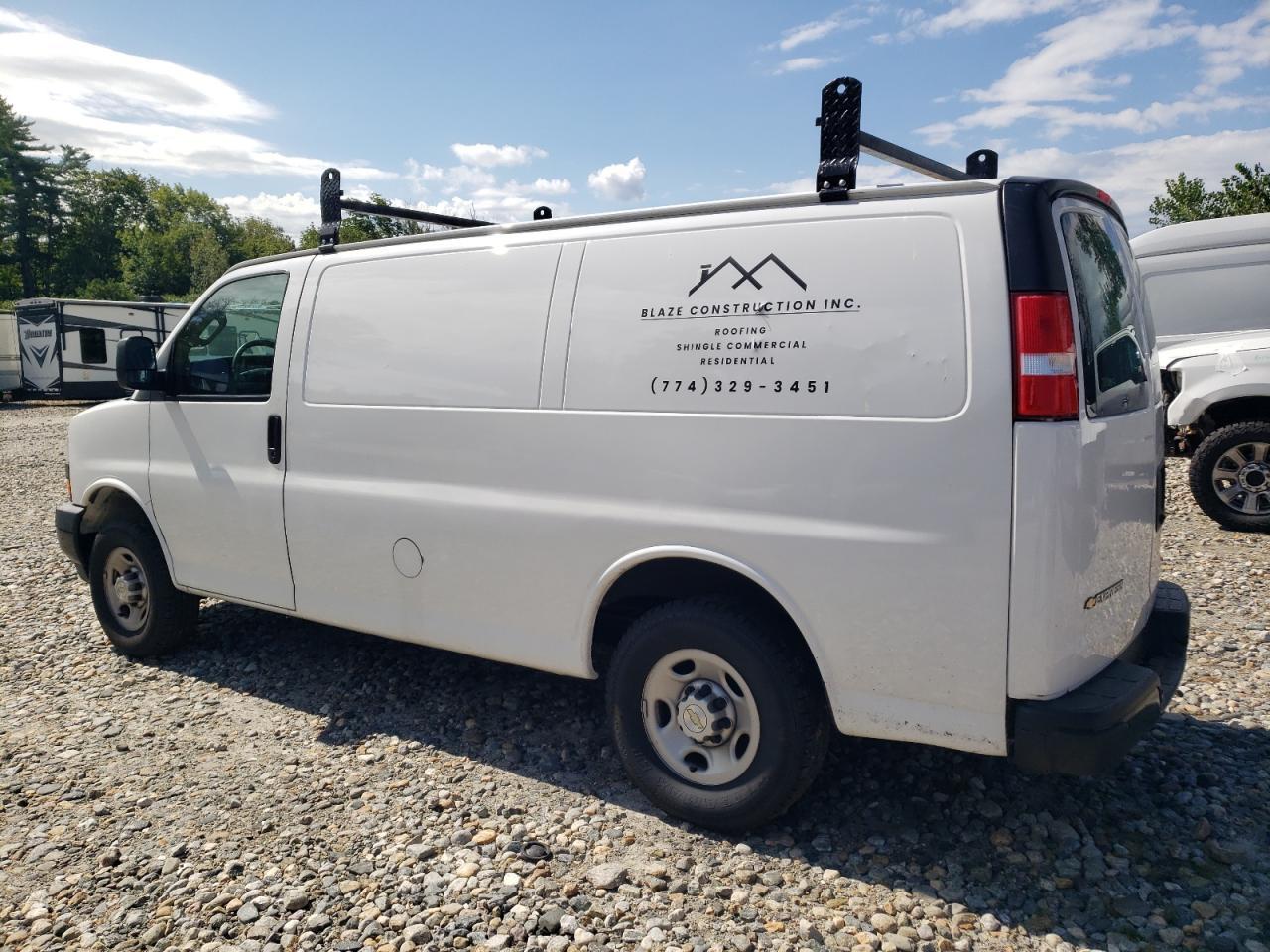 2021 Chevrolet Express G2500 - Фото 2