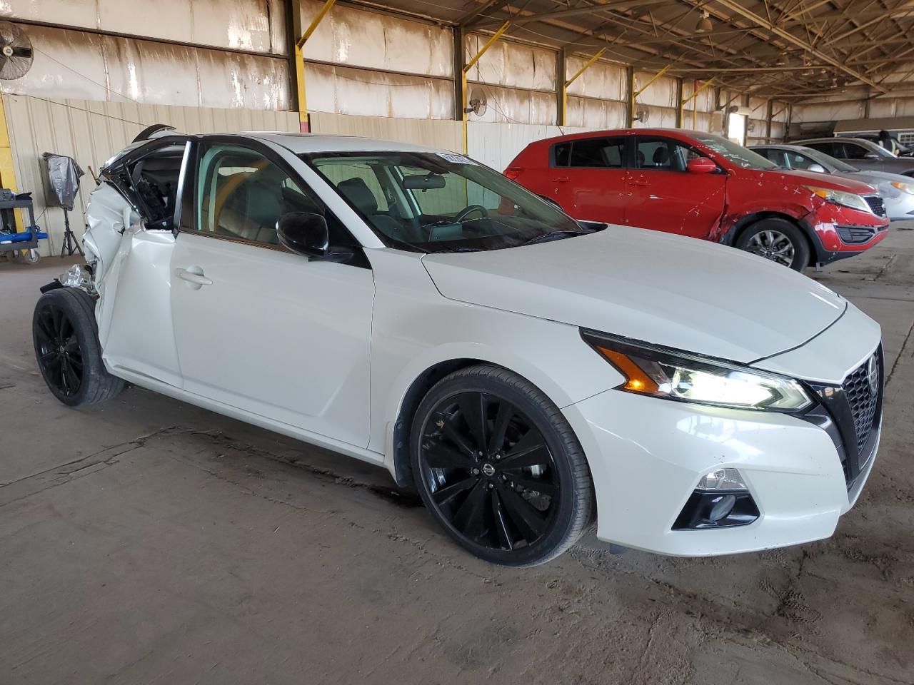 2022 Nissan Altima Sr - Фото 4