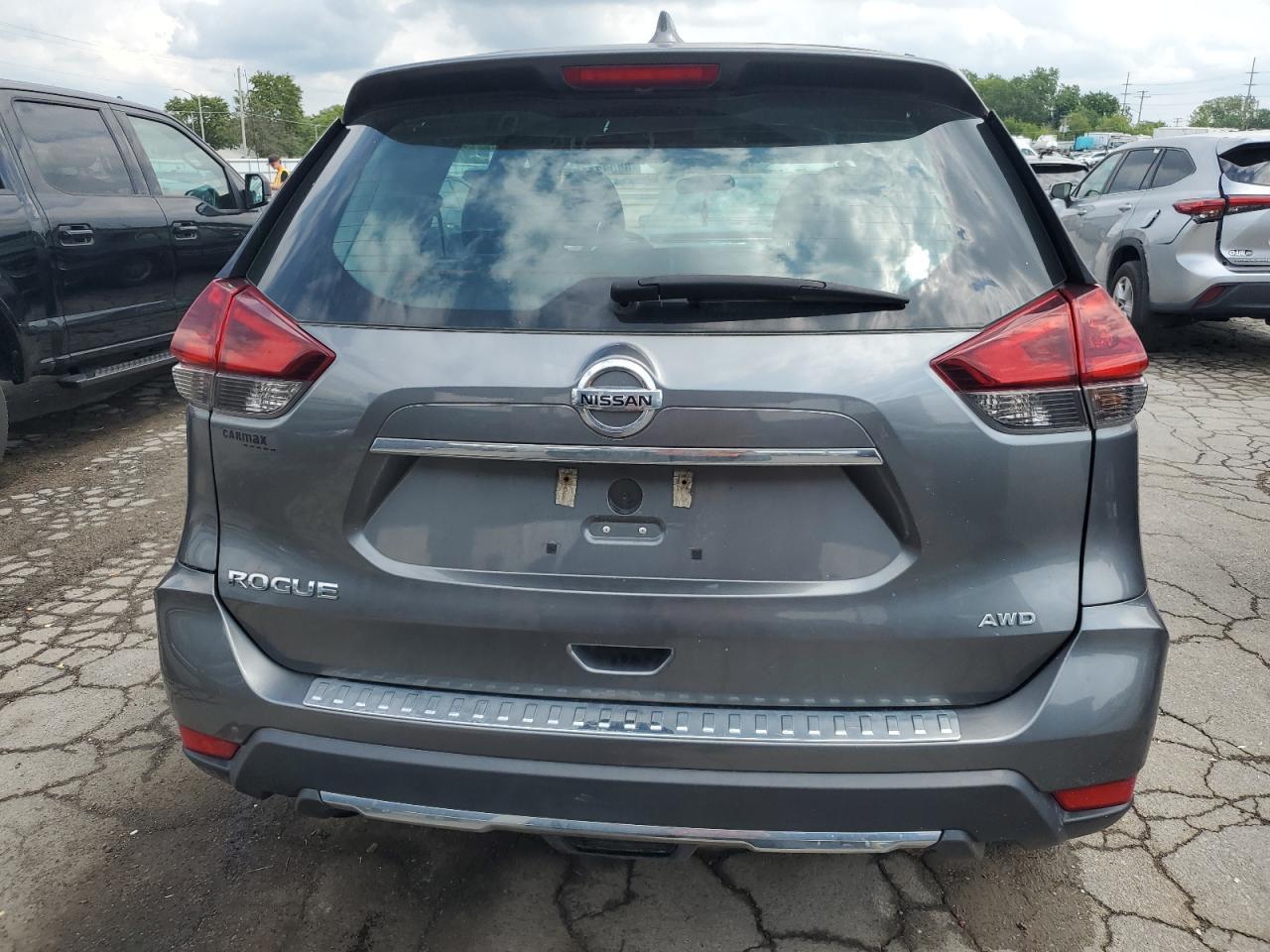 2018 Nissan Rogue S - Image 6