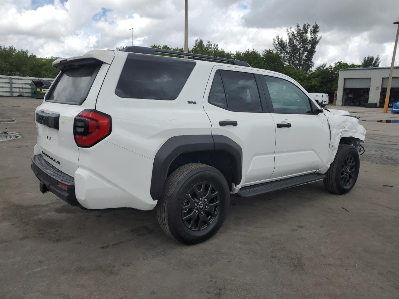 2025 Toyota 4Runner Sr5 - Фото 3