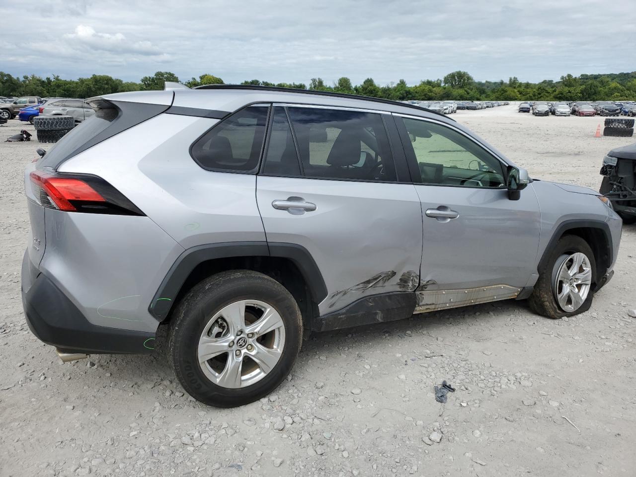 2019 Toyota Rav4 Xle - Фото 3