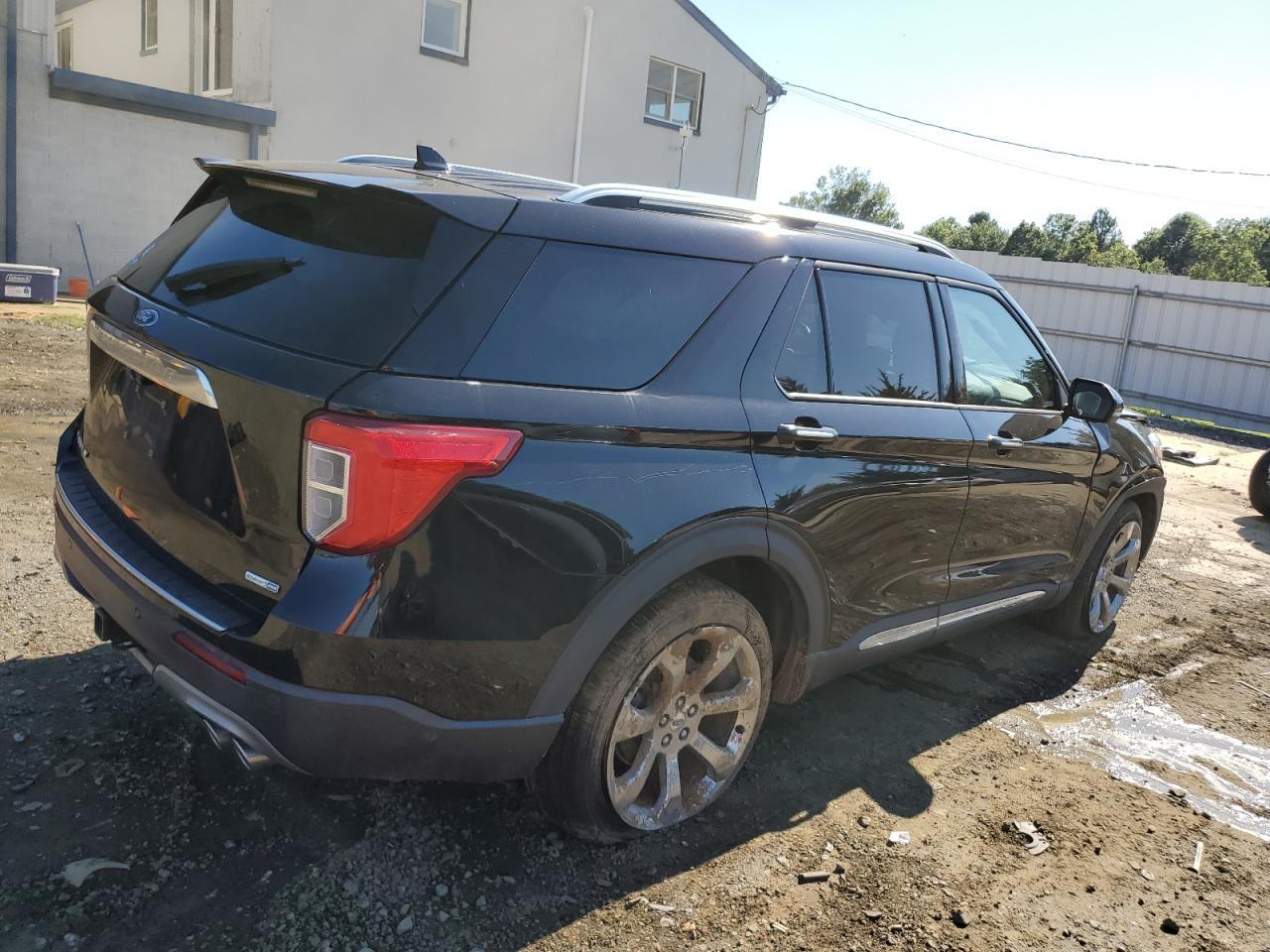 2020 Ford Explorer Platinum - Фото 3