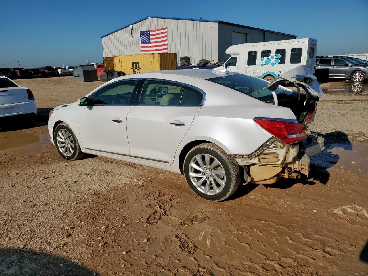 2015 Buick Lacrosse - Image 2