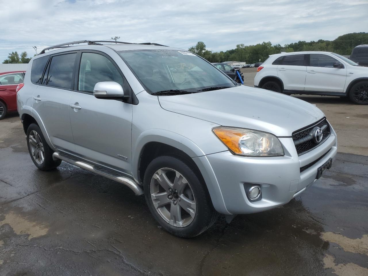 2011 Toyota Rav4 Sport - Image 4