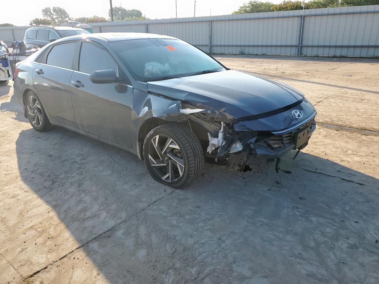 2024 Hyundai Elantra Sel - Фото 4