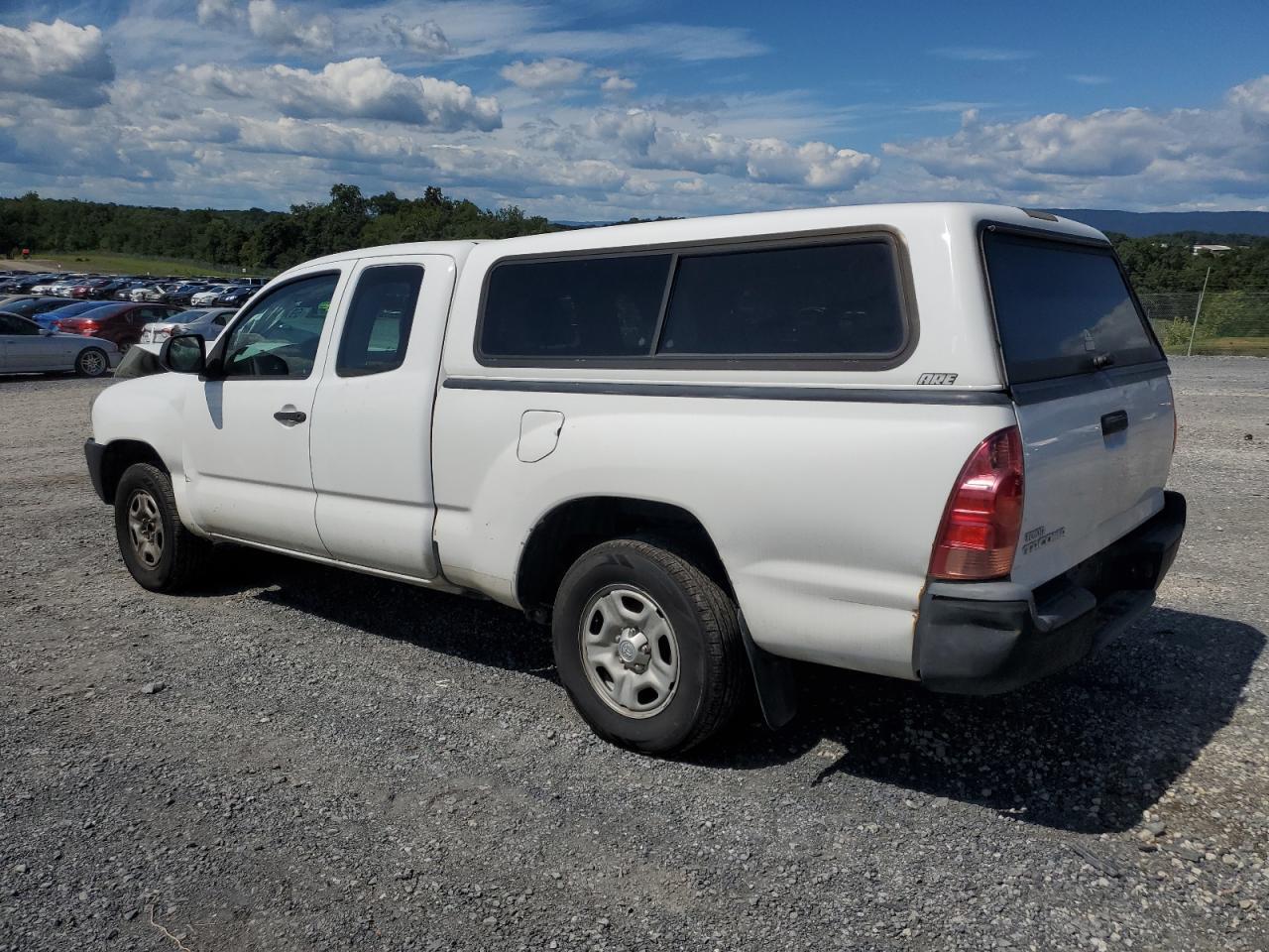 2015 Toyota Tacoma Access Cab - Image 2