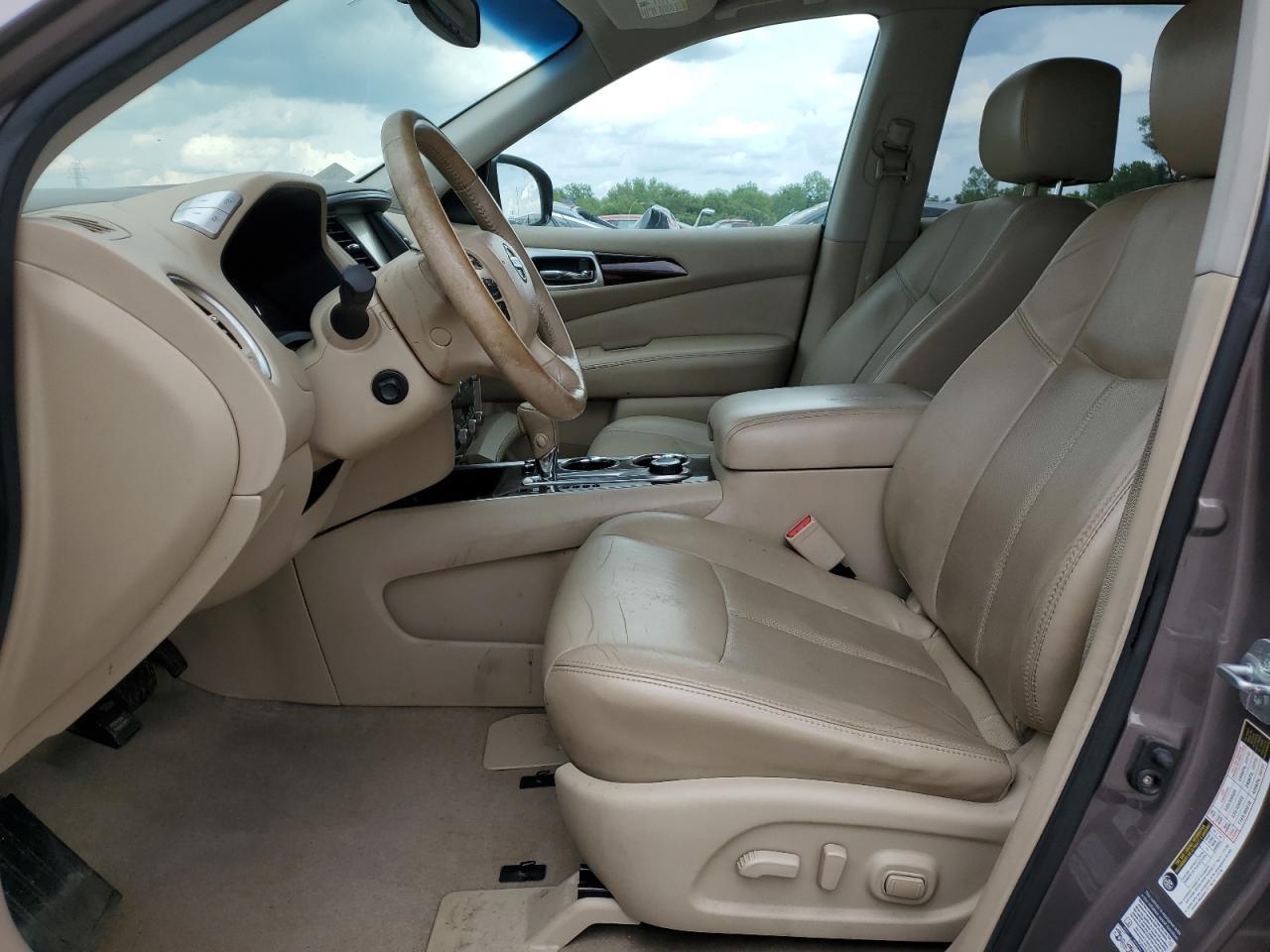 2014 Nissan Pathfinder S - Image 7