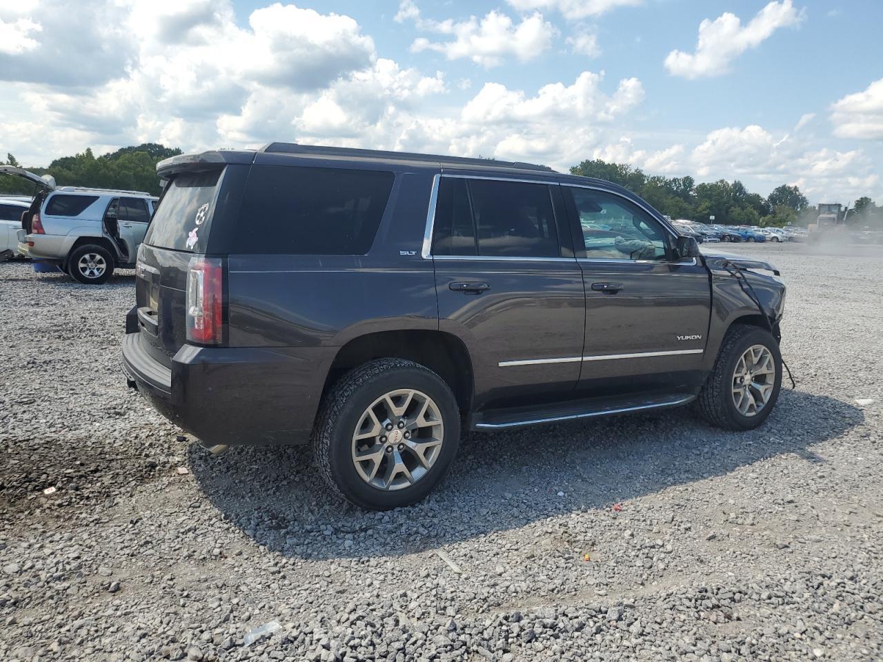 2018 GMC Yukon Slt - Фото 3