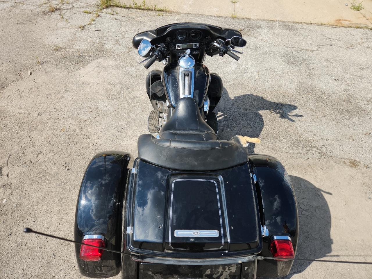2012 Harley-Davidson Flhtcutg Tri Glide Ultra Classic - Фото 6