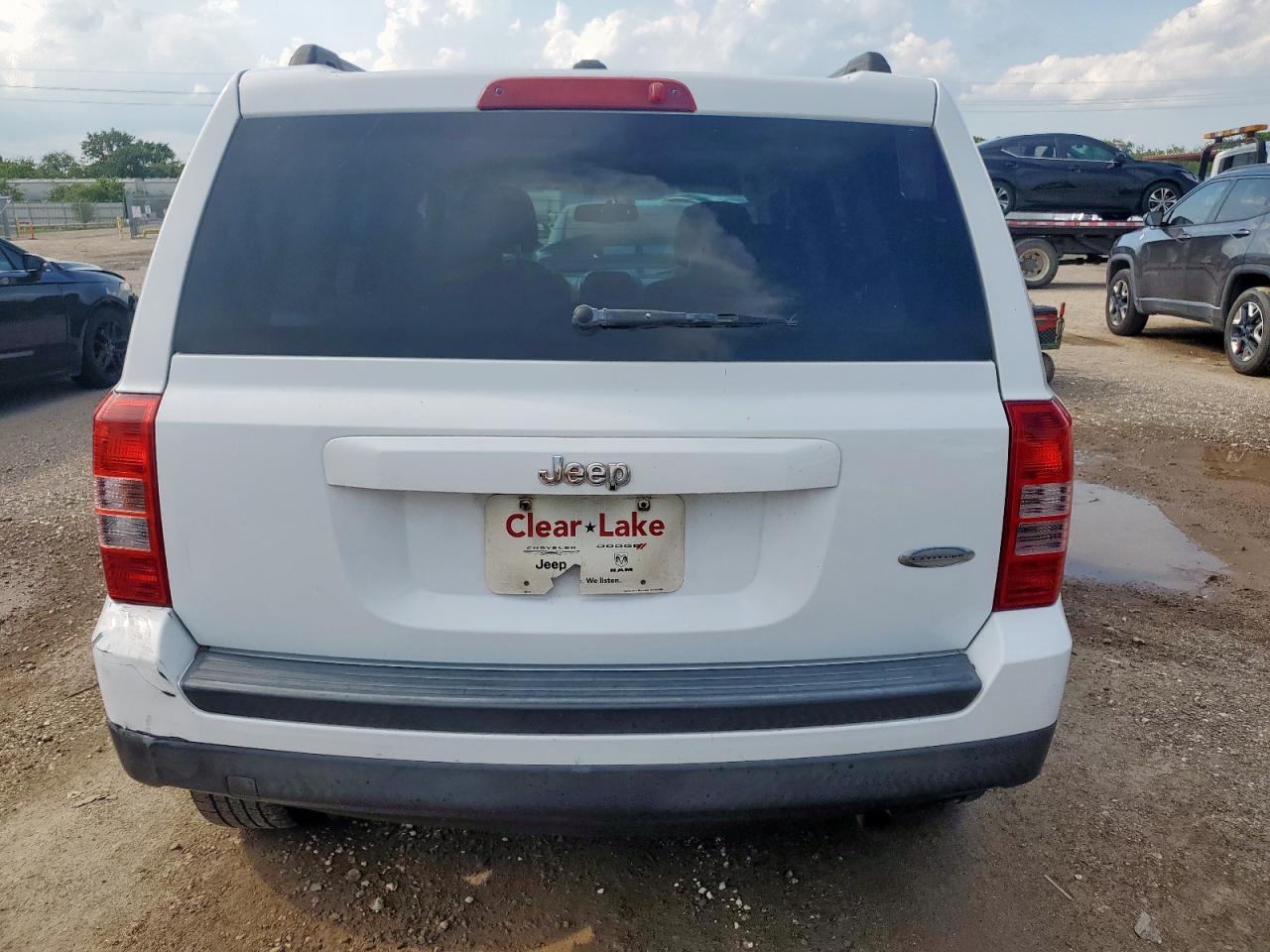 2016 Jeep Patriot Latitude - Фото 6