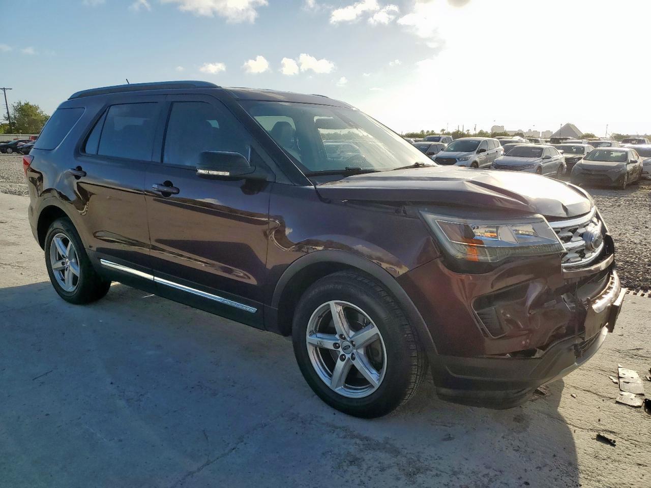2018 Ford Explorer Xlt - Фото 4