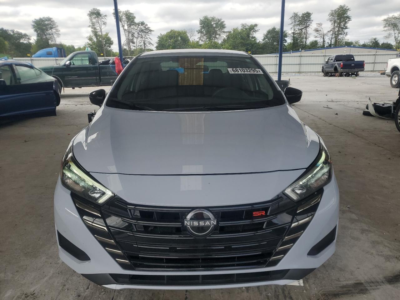 2024 Nissan Versa Sr - Фото 5