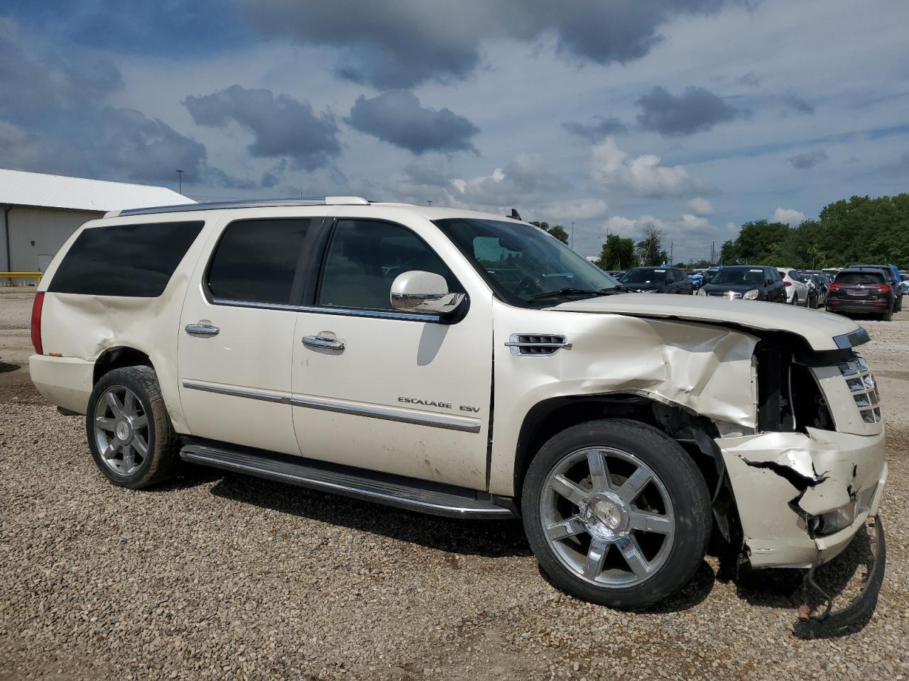 2010 Cadillac Escalade Esv Luxury - Image 4