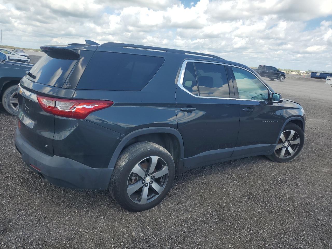 2019 Chevrolet Traverse Lt - Фото 3
