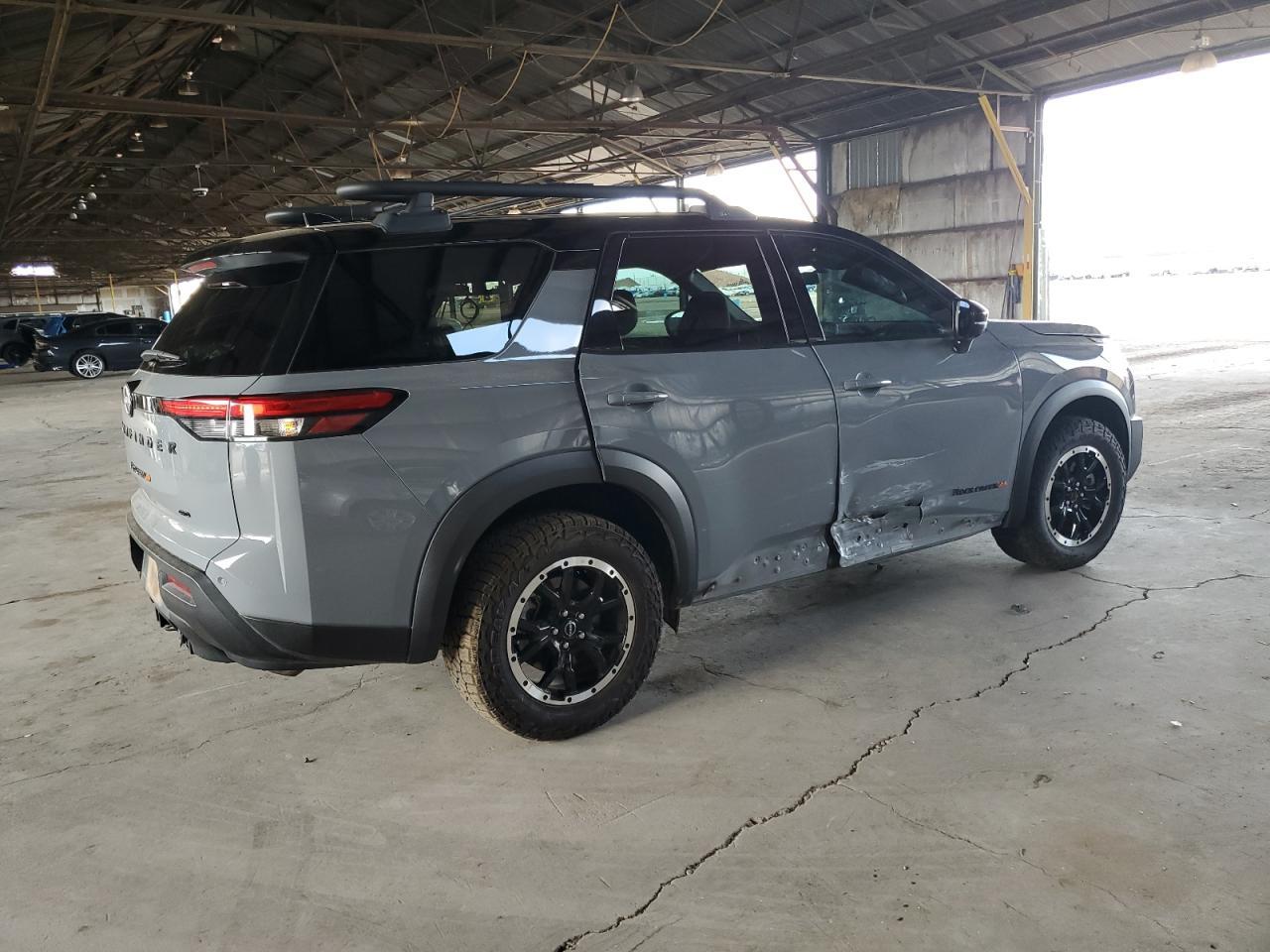 2023 Nissan Pathfinder Sv - Фото 3