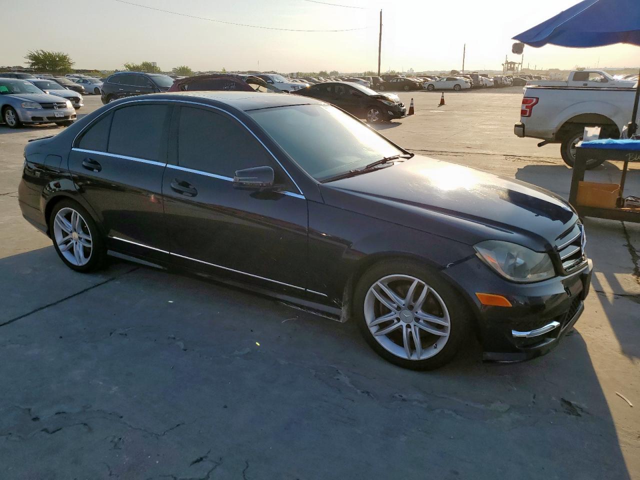 2014 Mercedes-Benz C 250 - Фото 4