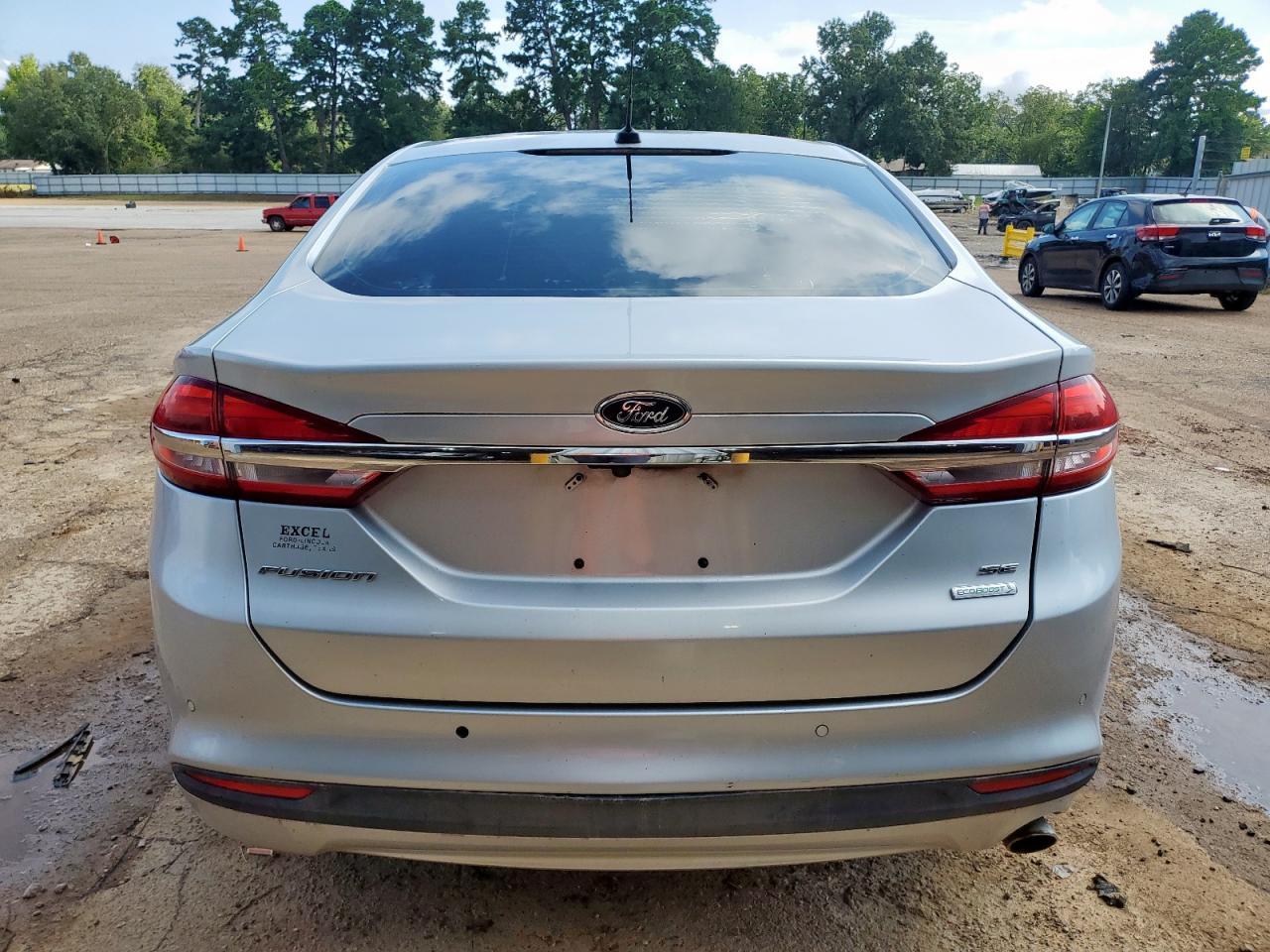 2017 Ford Fusion Se - Image 6