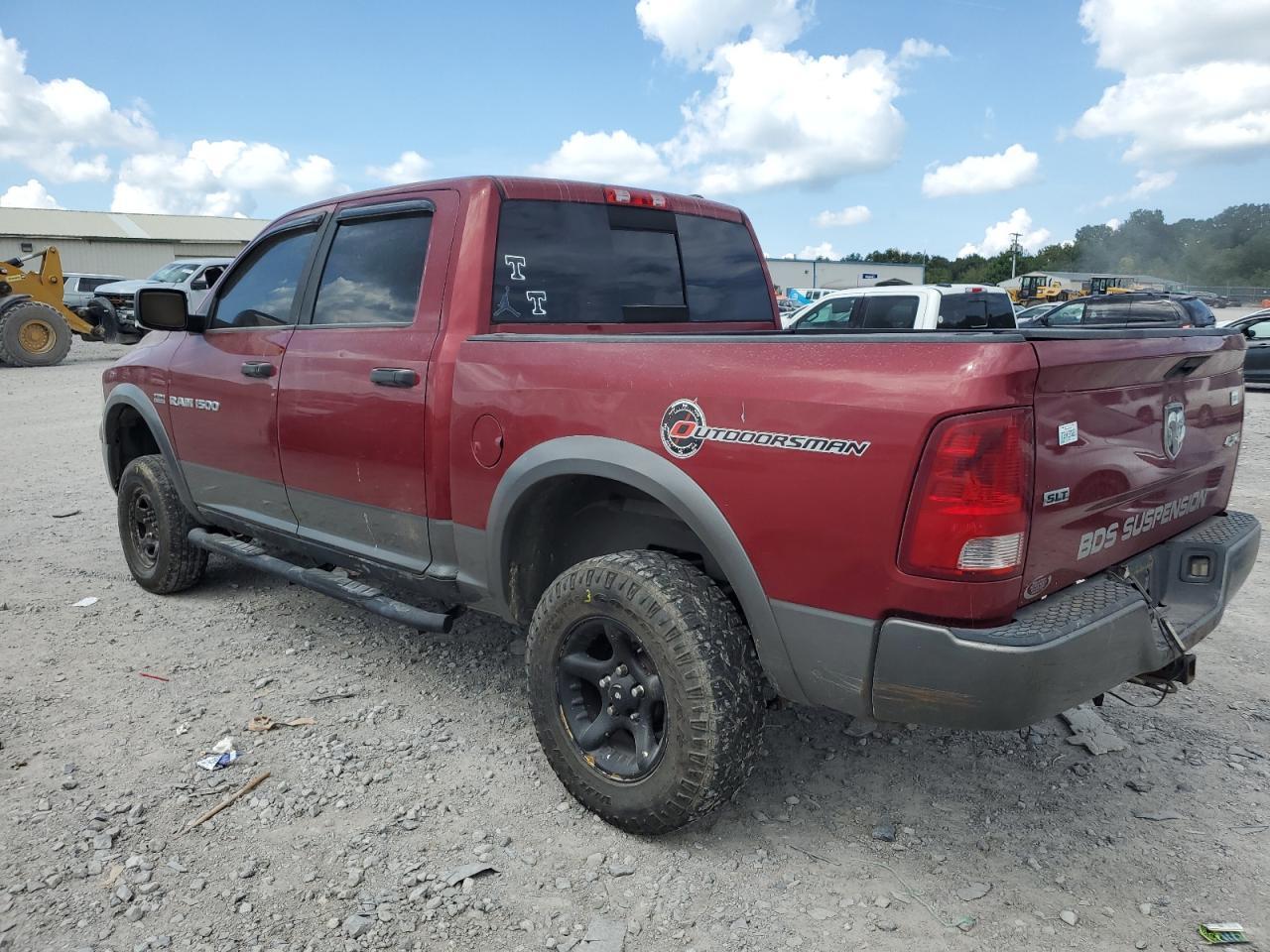 2011 Dodge Ram 1500 - Фото 2