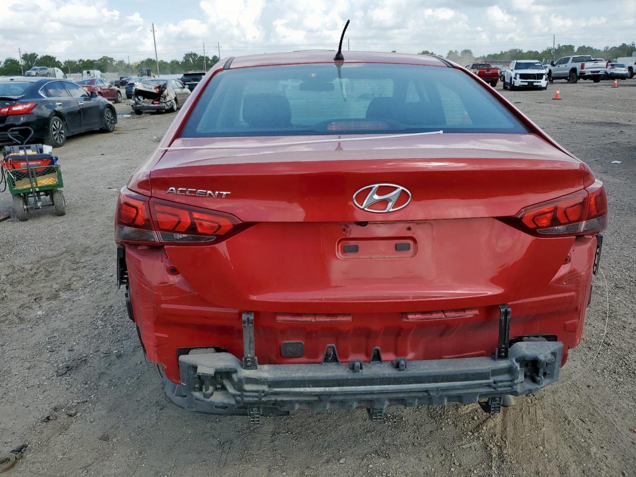 2022 Hyundai Accent Se - Фото 6