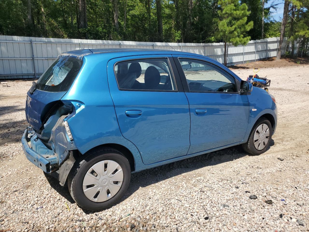 2014 Mitsubishi Mirage De - Фото 3