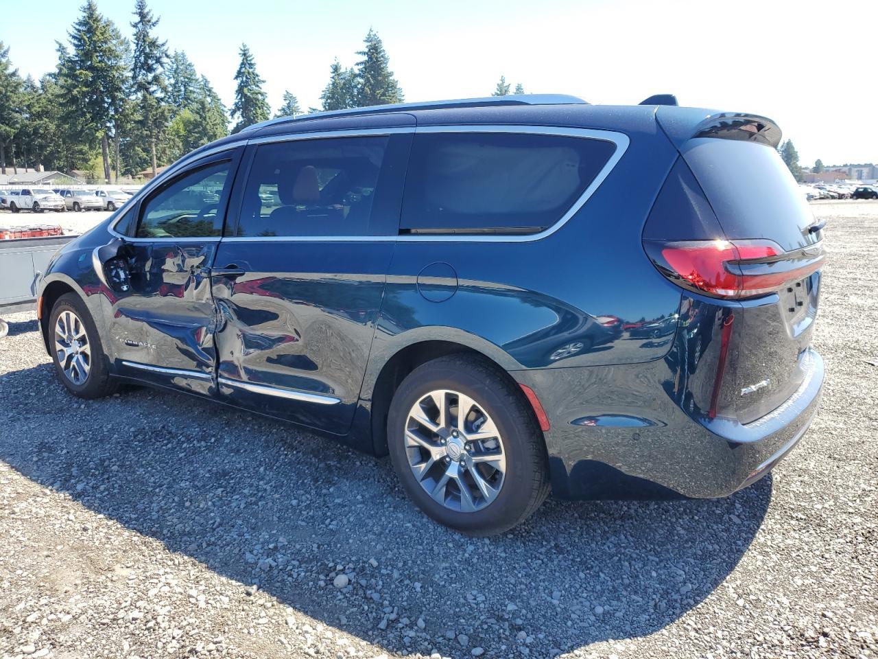 2025 Chrysler Pacifica Hybrid Pinnacle - Фото 2