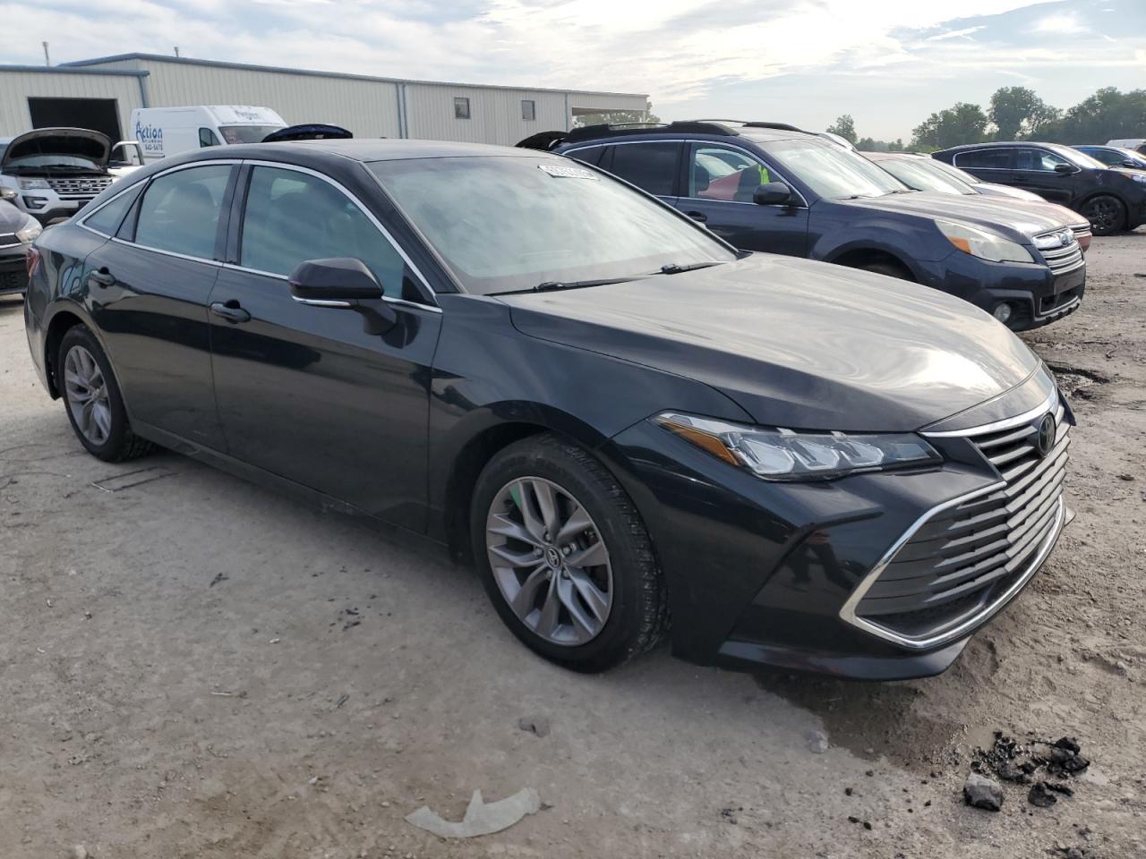 2020 Toyota Avalon Xle - Фото 4