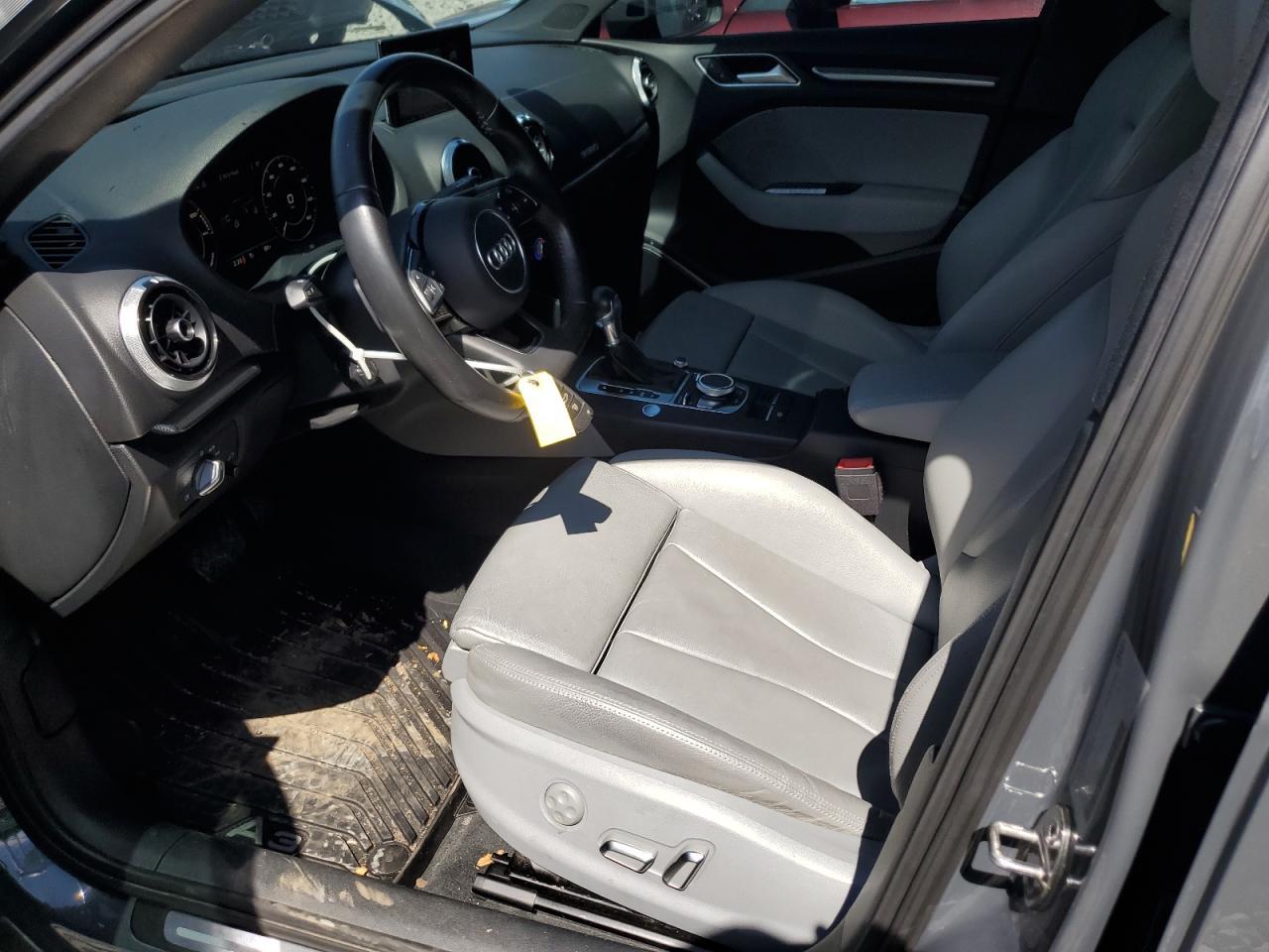 2017 Audi A3 E-Tron Premium Plus - Фото 7