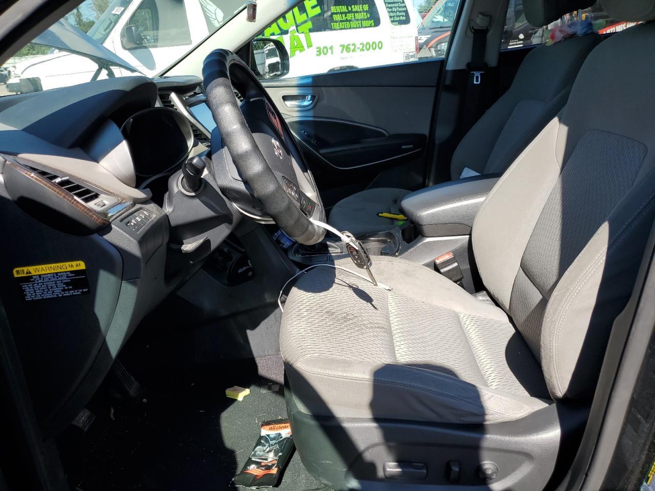 2017 Hyundai Santa Fe Se - Фото 7