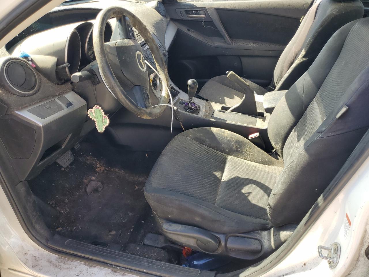 2010 Mazda 3 I - Image 7