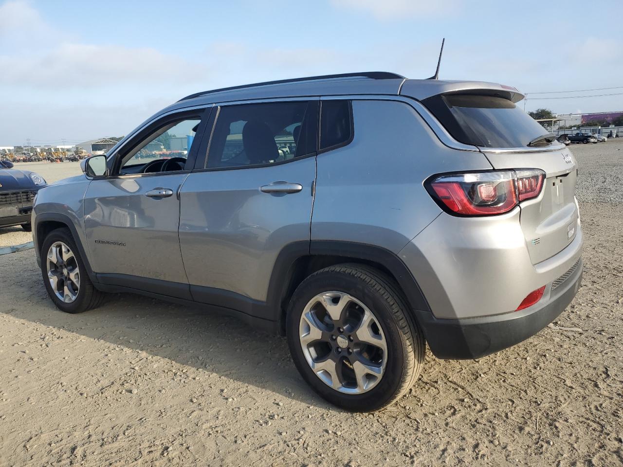 2020 Jeep Compass Limited - Фото 2