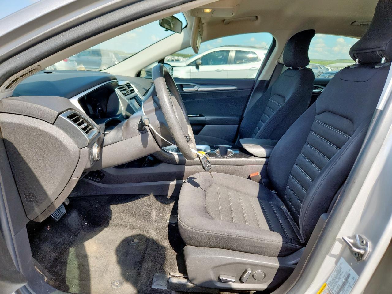 2015 Ford Fusion Se - Фото 7