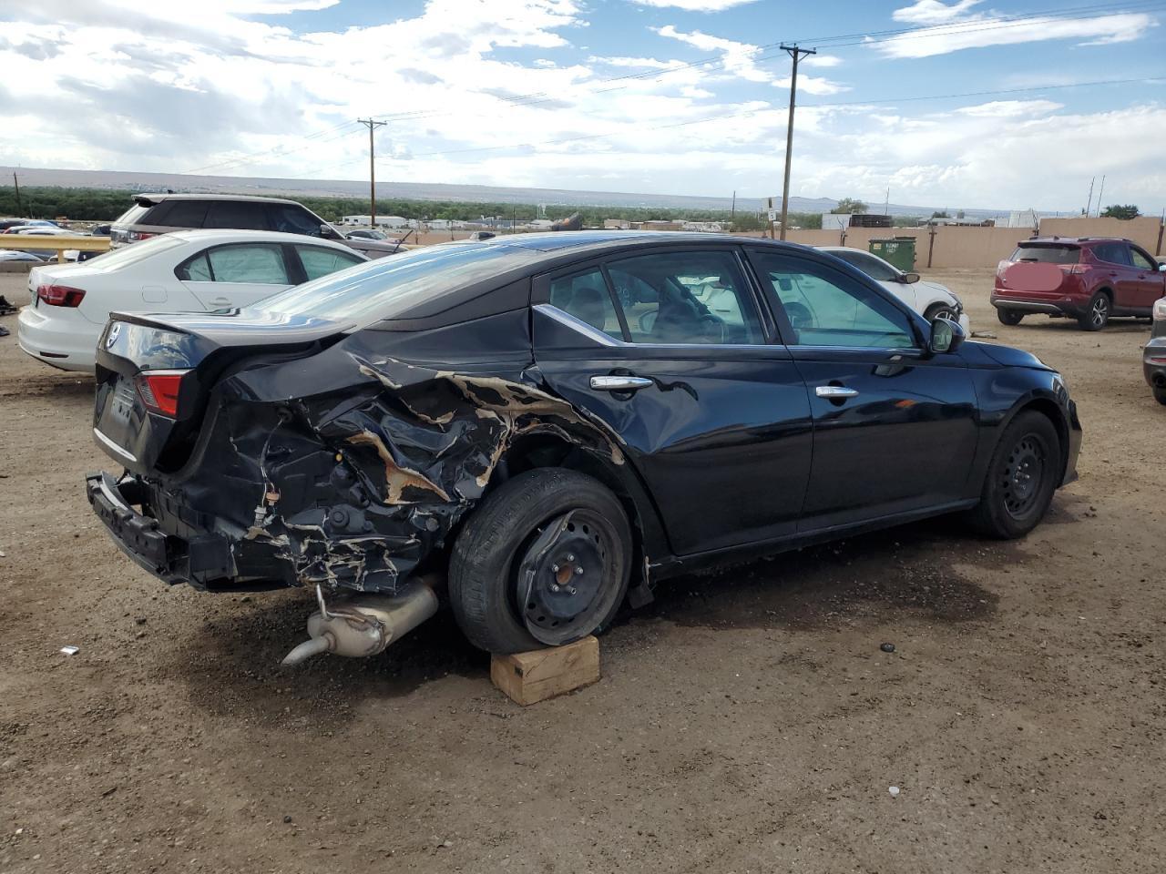 2020 Nissan Altima S - Фото 3