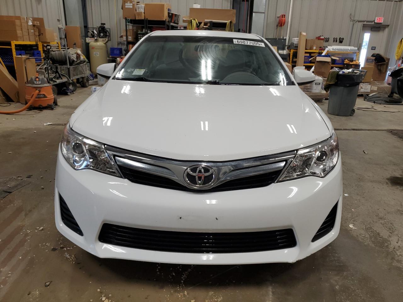 2014 Toyota Camry L - Фото 5
