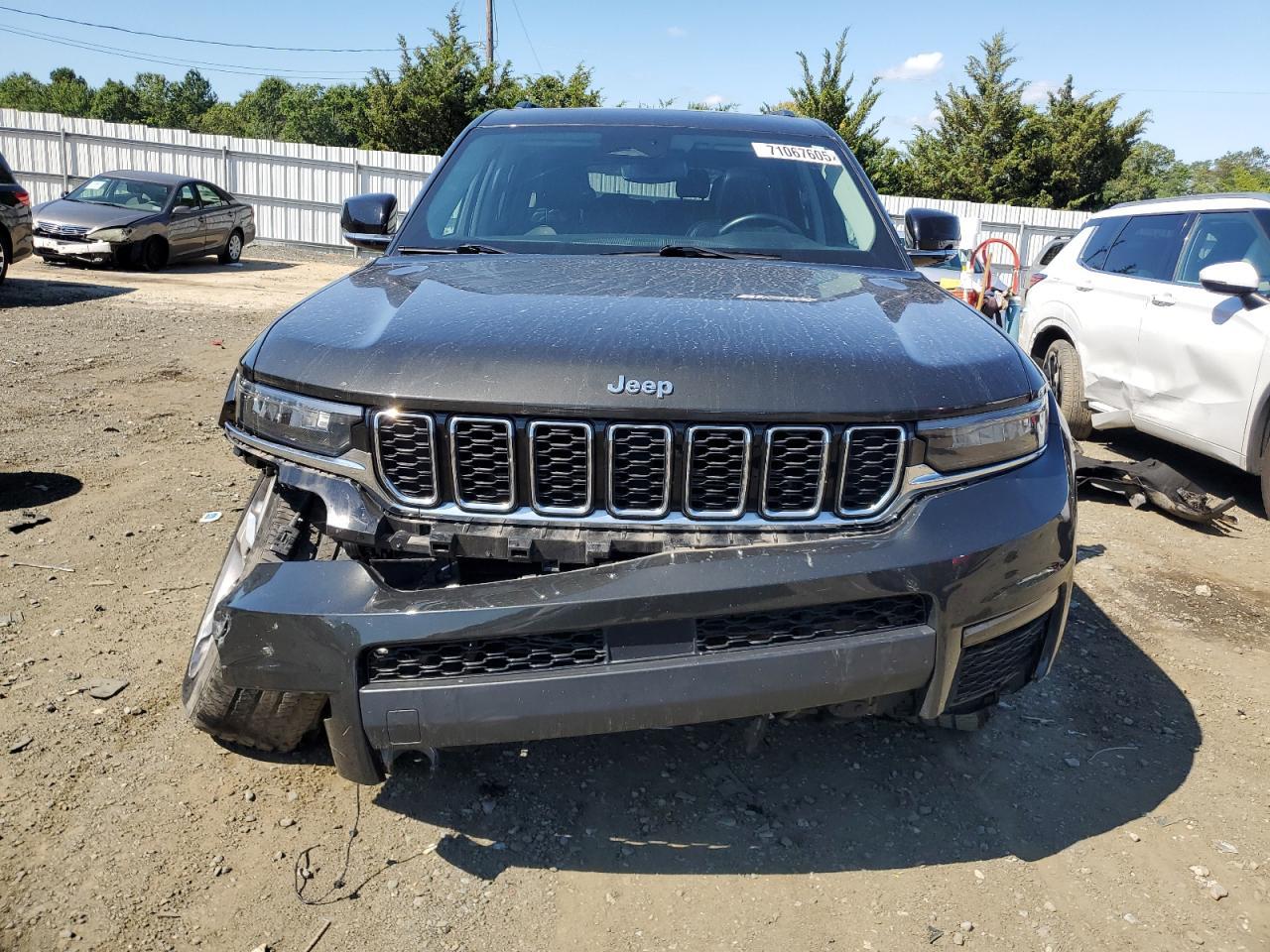 2022 Jeep Grand Cherokee L Limited - Image 5