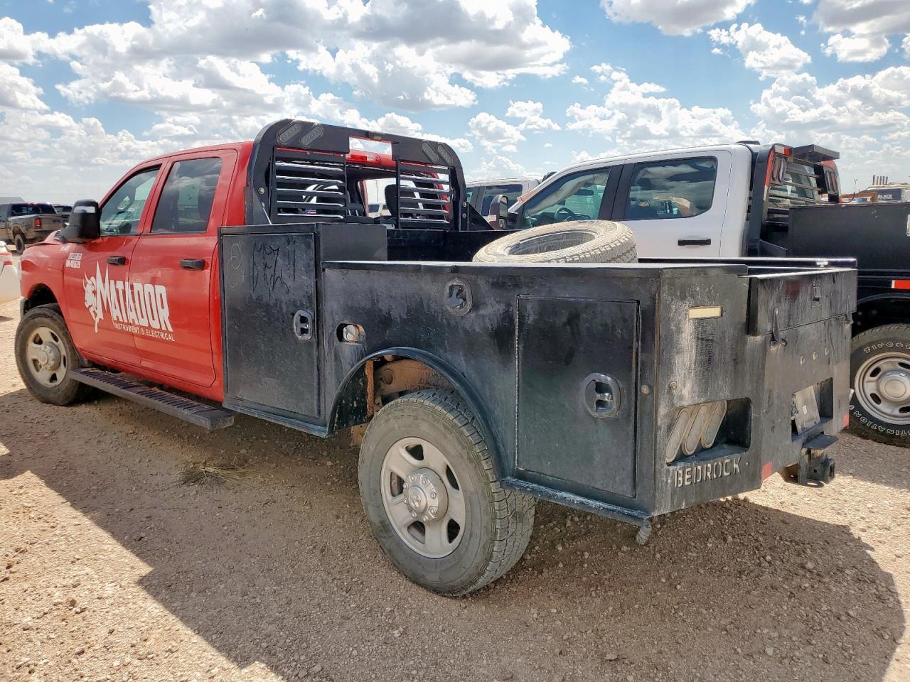 2023 Ram 2500 Tradesman - Фото 2