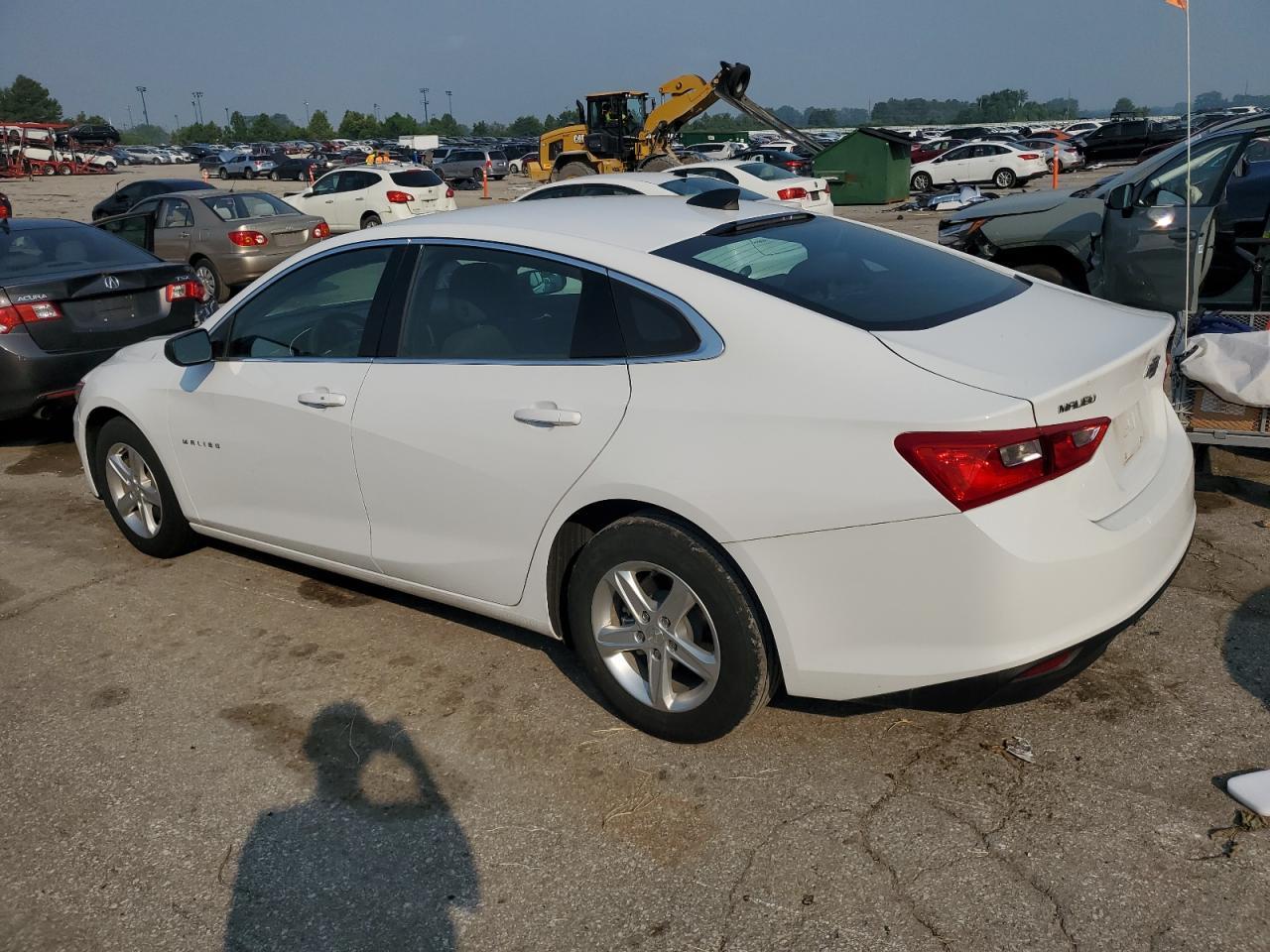 2023 Chevrolet Malibu Ls - Фото 2