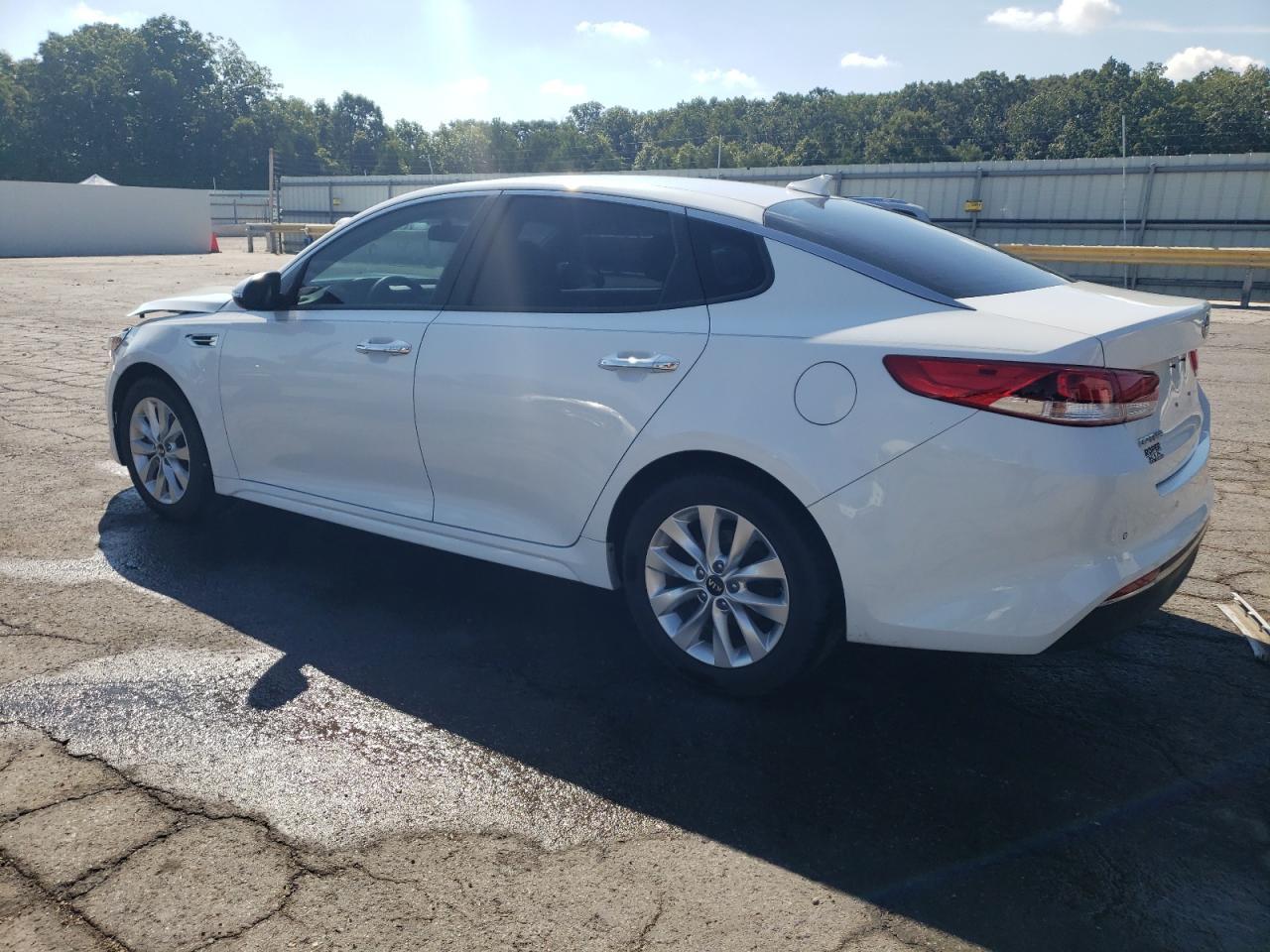 2018 Kia Optima Lx - Image 2