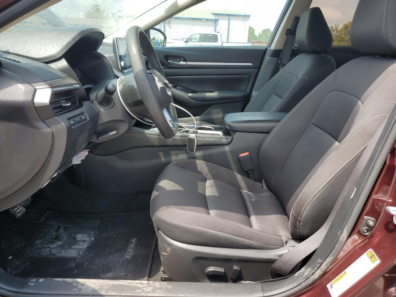 2023 Nissan Altima Sv - Image 7