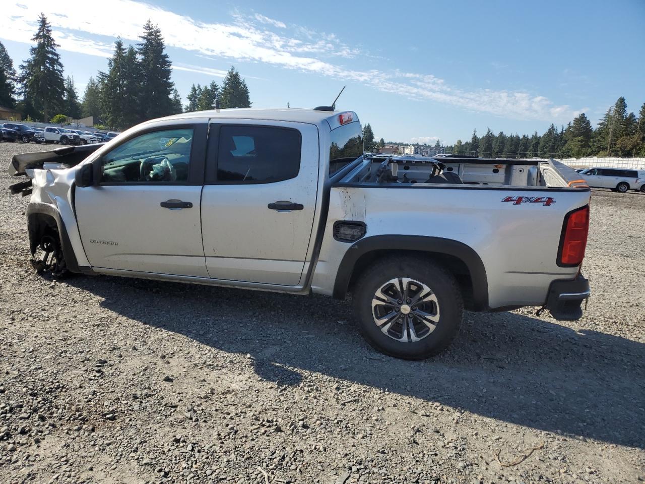 2016 Chevrolet Colorado - Image 2