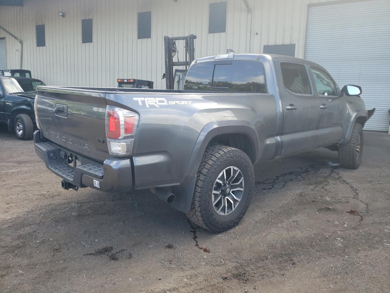 2021 Toyota Tacoma Double Cab - Фото 3