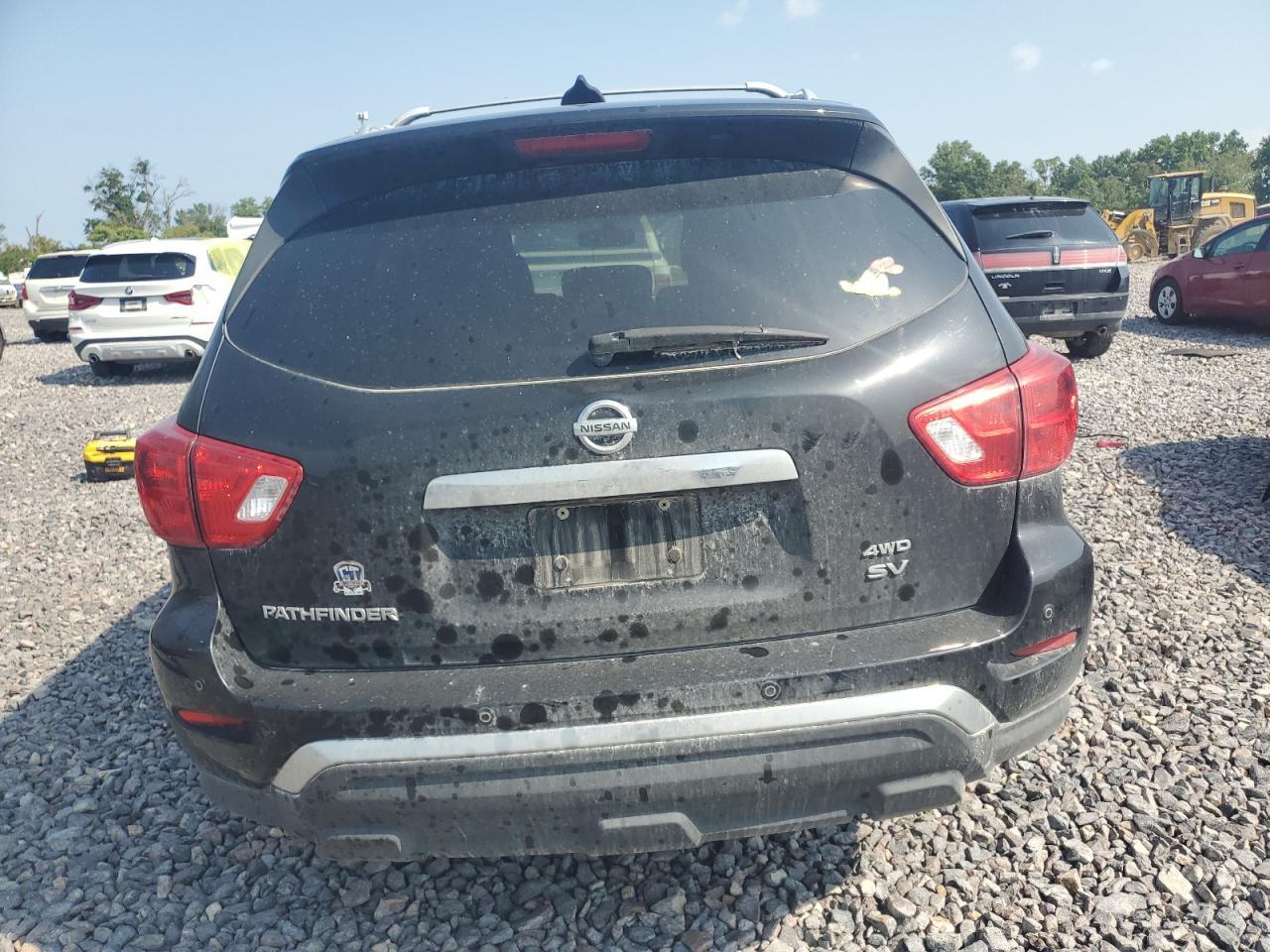 2017 Nissan Pathfinder S - Фото 6