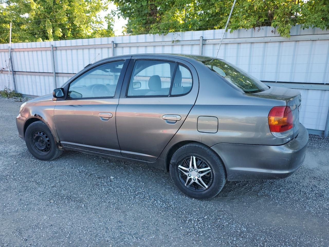 2005 Toyota Echo - Image 2