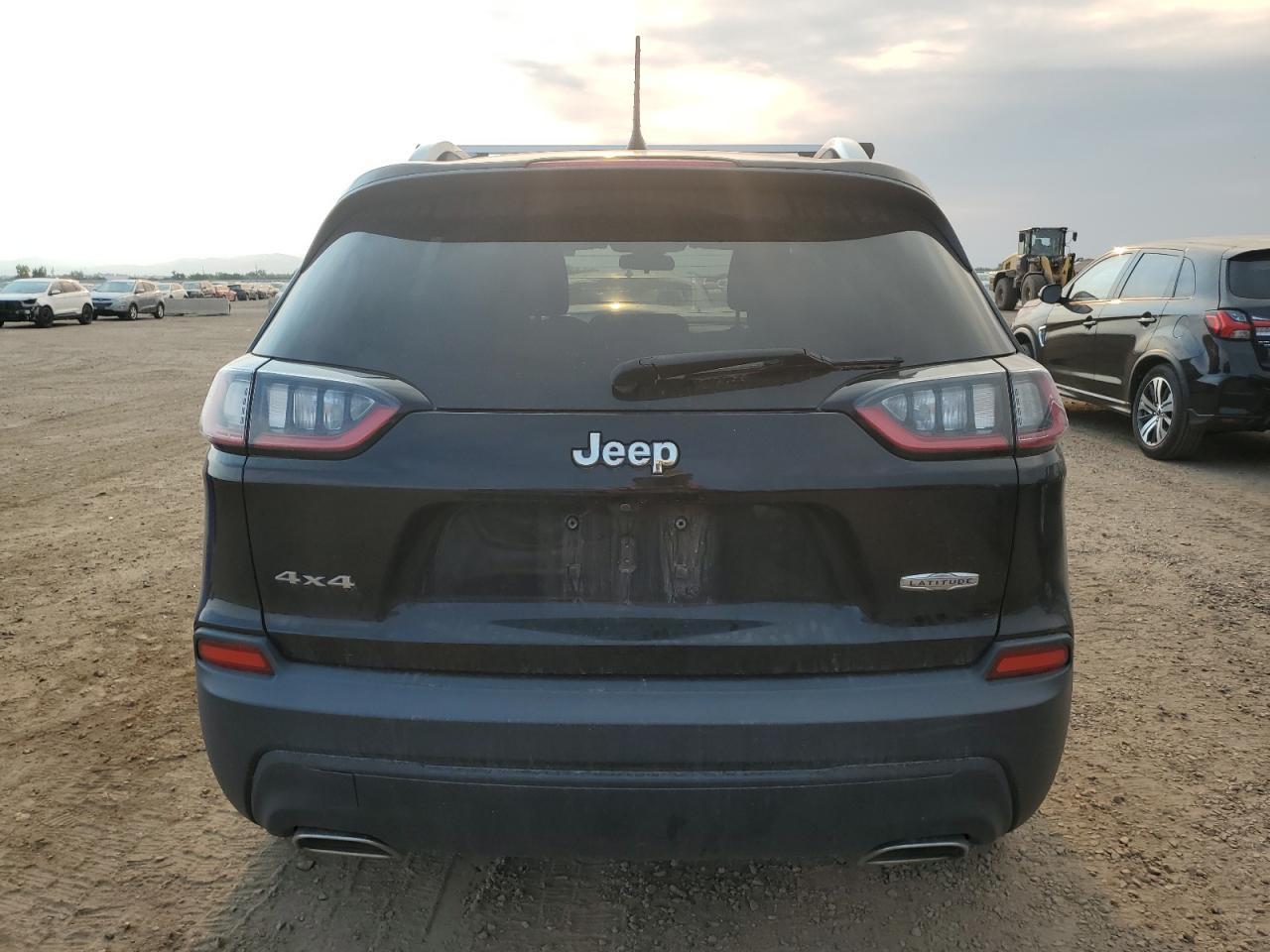 2019 Jeep Cherokee Latitude - Фото 6