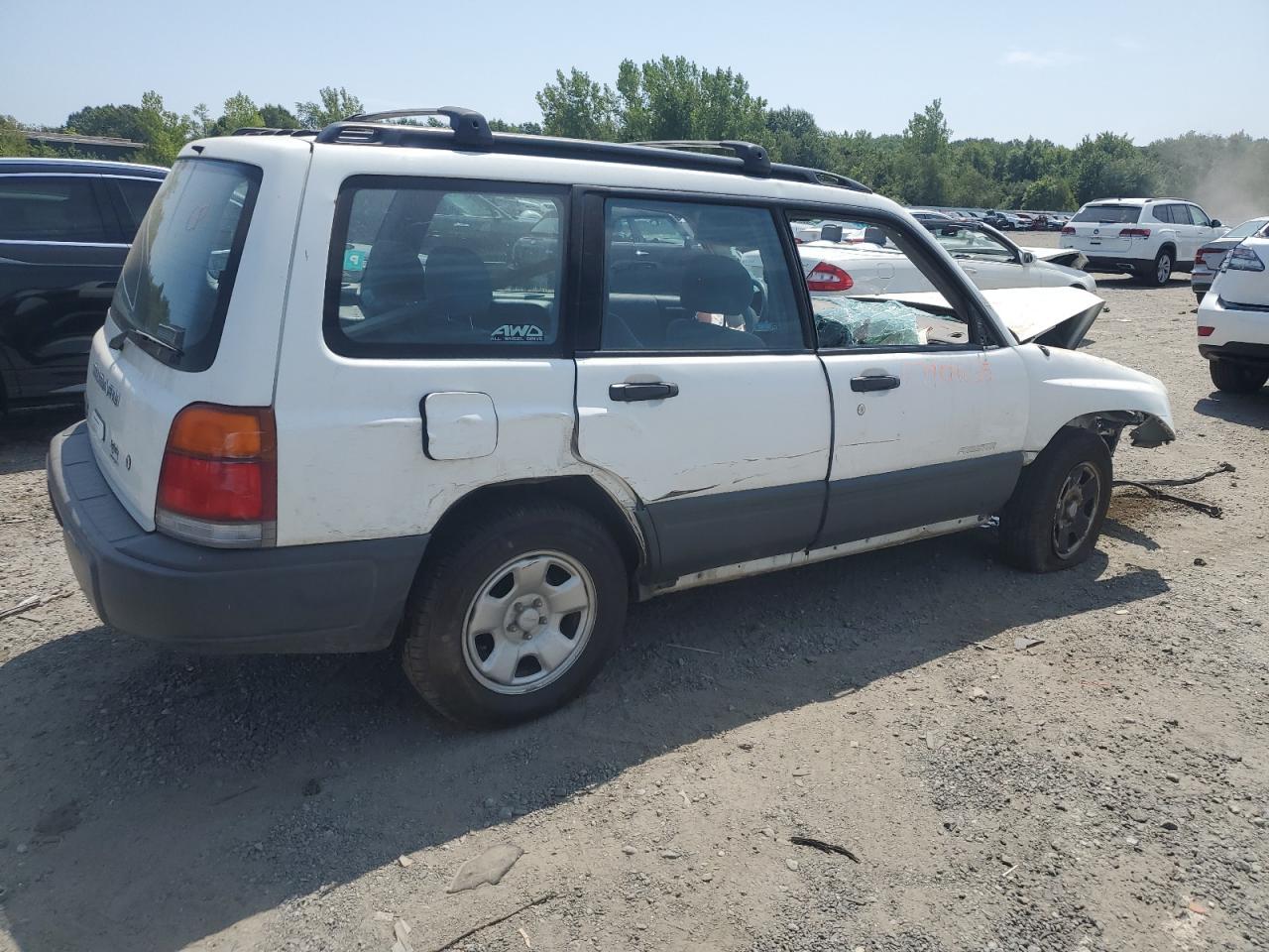 1998 Subaru Forester L - Image 3