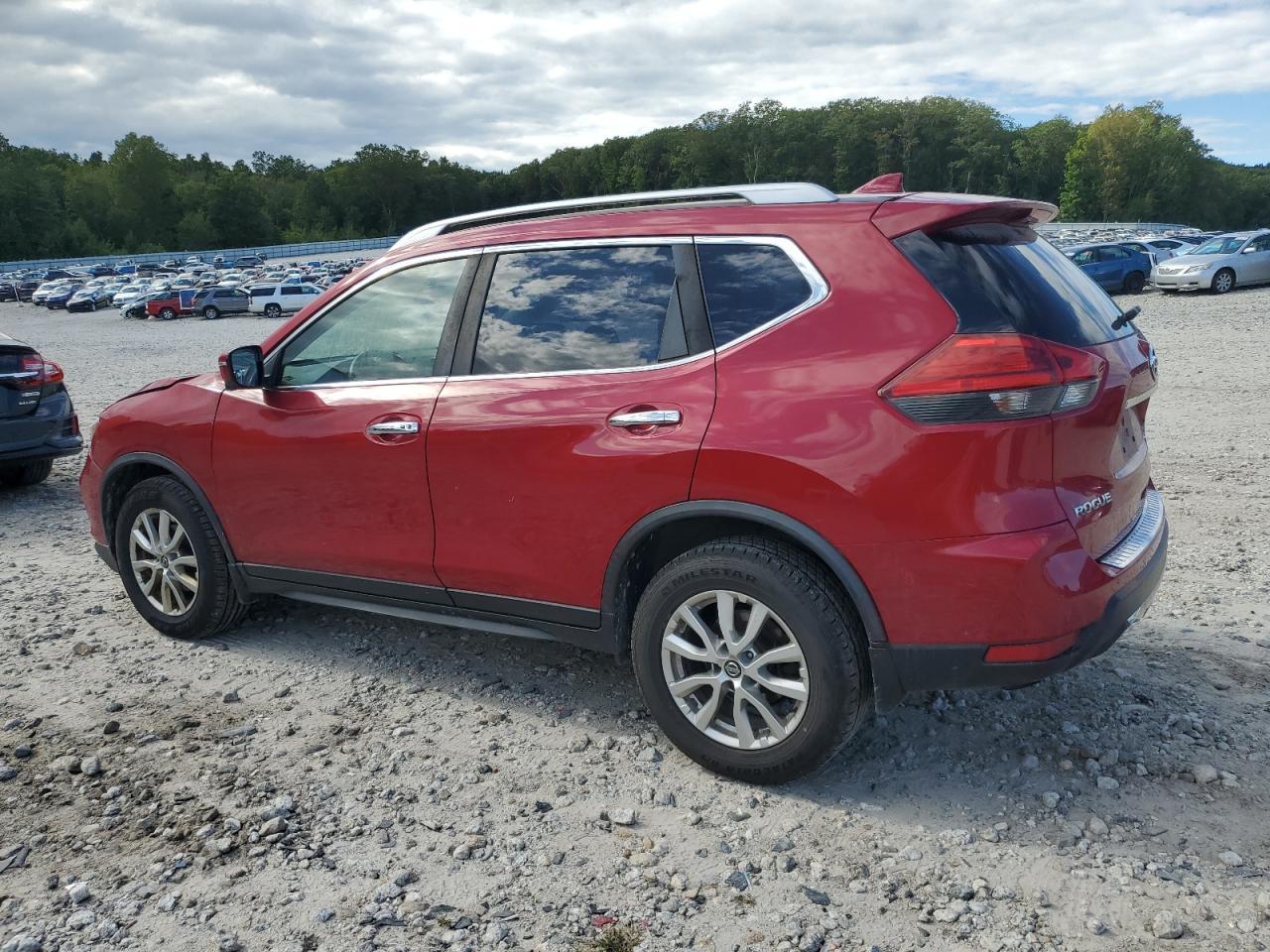2017 Nissan Rogue S - Фото 2