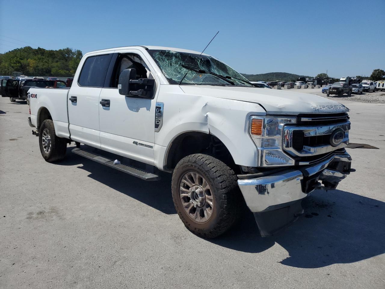 2022 Ford F250 Super Duty - Фото 4