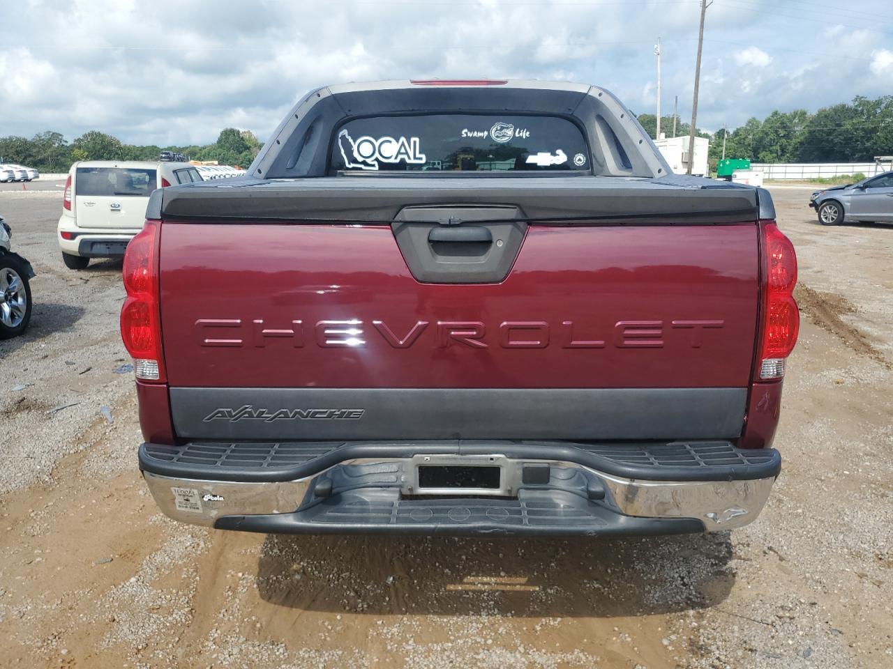 2004 Chevrolet Avalanche K1500 - Image 6