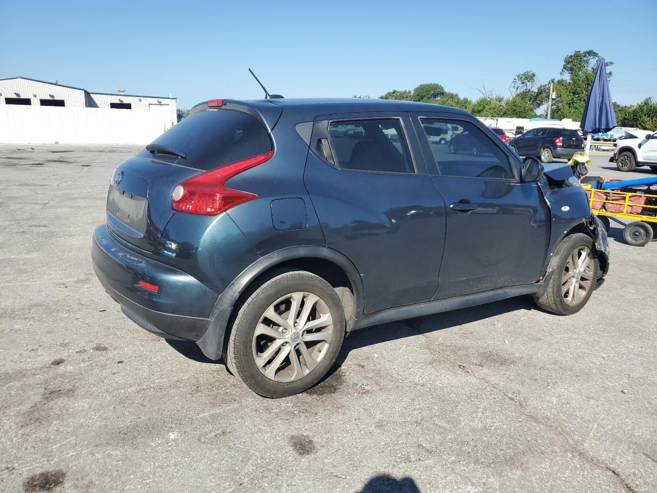 2014 Nissan Juke S - Фото 3